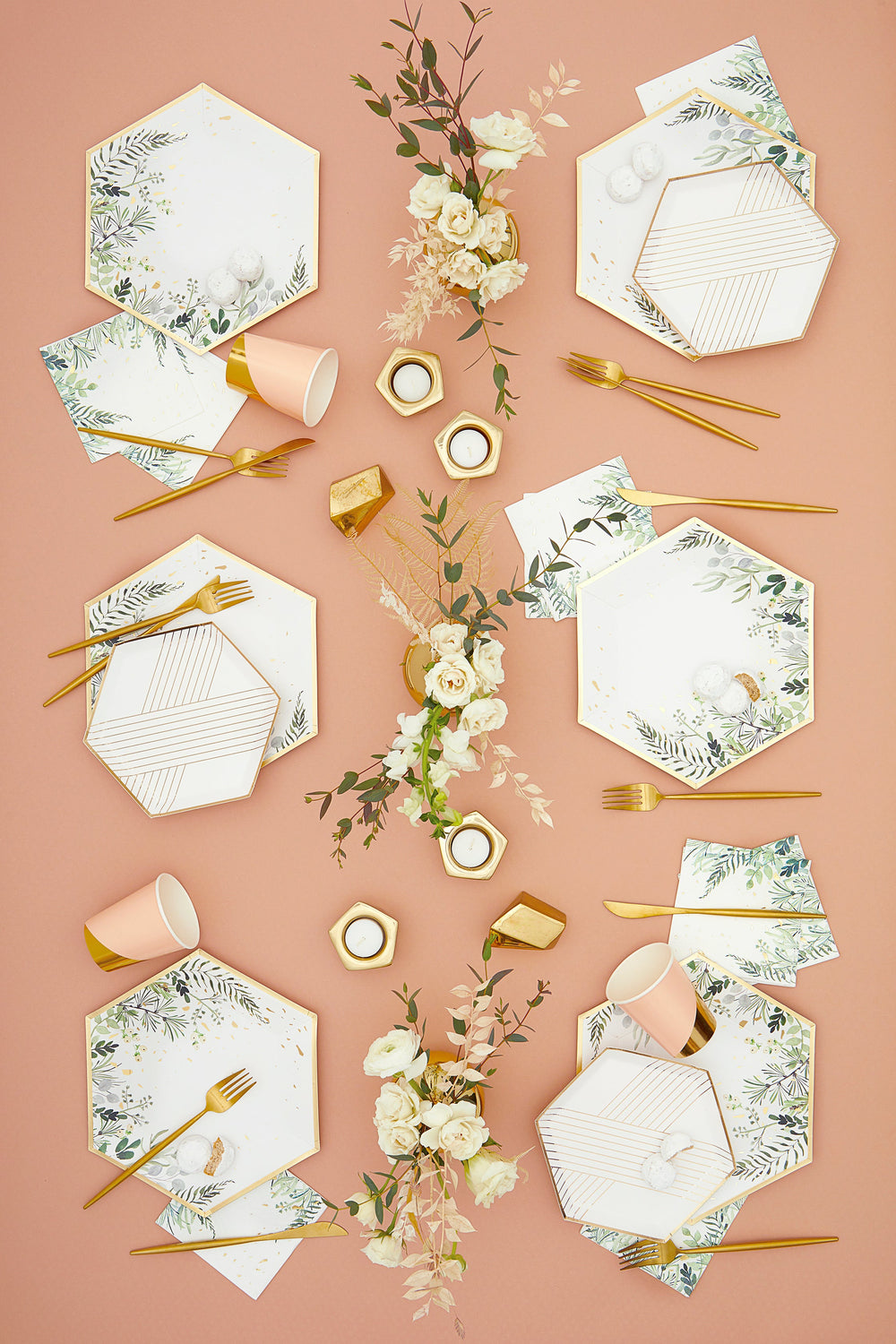 Secret Garden - White Botanicals Large Paper Plates